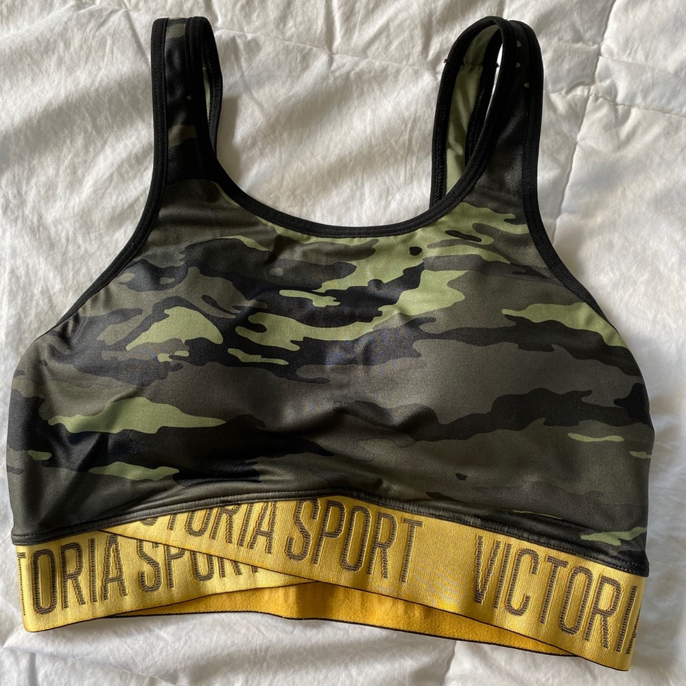 Victoria Secret Sport Camo Sports Bra!